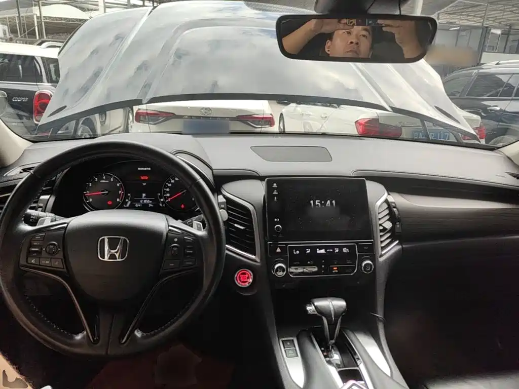 Honda Avancier 2017 — фото 10