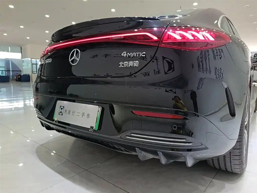 Mercedes-Benz EQE 2025 — фото 12