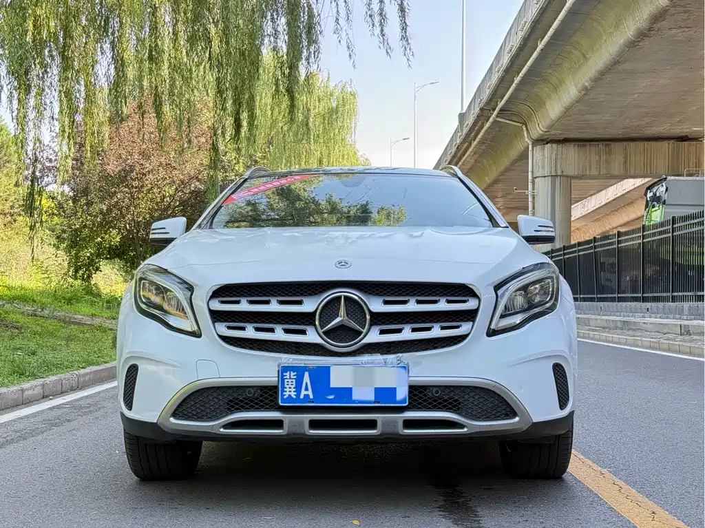 Mercedes-Benz GLA 2018 — фото 1