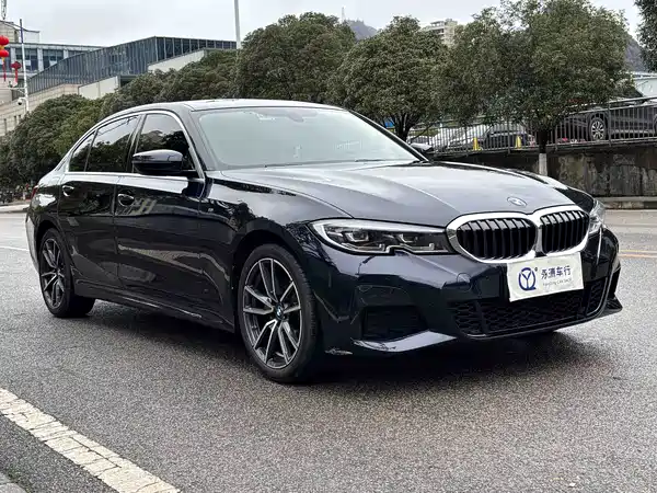 BMW 3 Series 2022