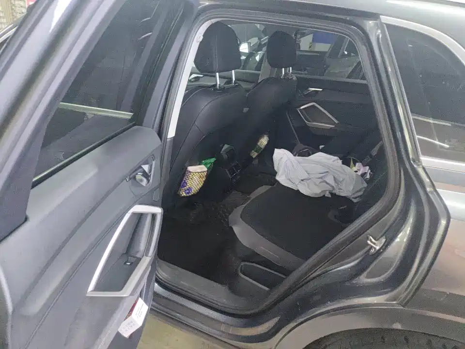 Audi Q3 2022 — фото 4