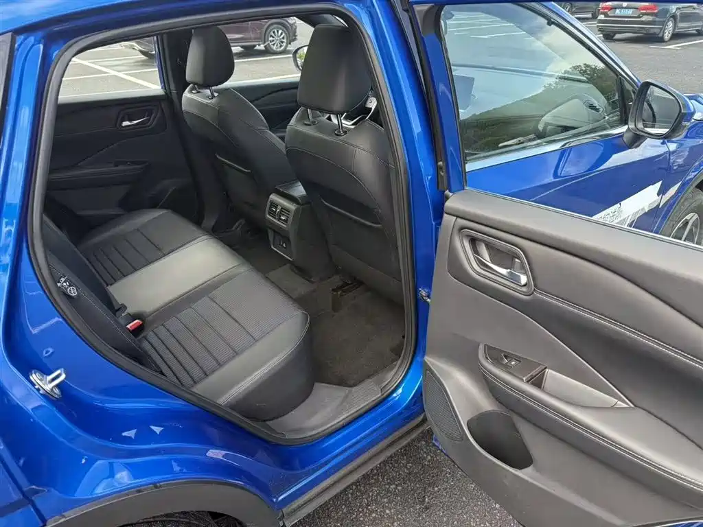 Nissan Qashqai 2023 — фото 11