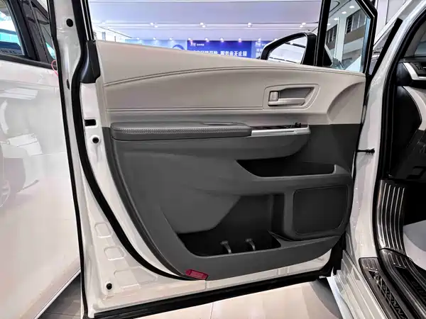 Toyota Sienna 2024