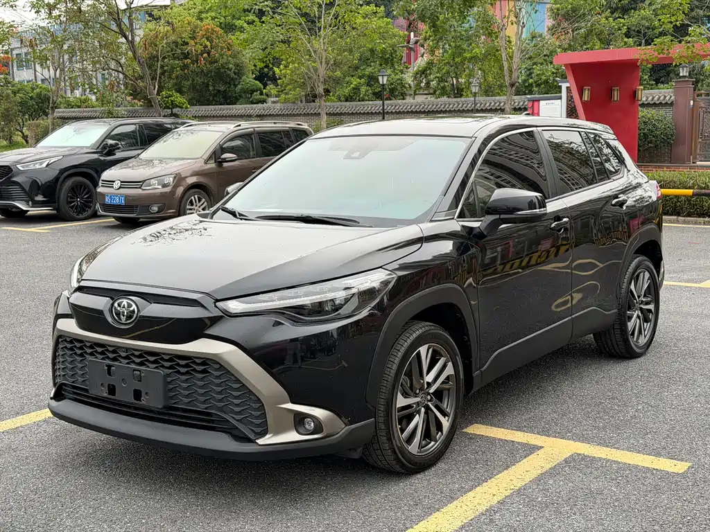 Toyota Frontlander 2022