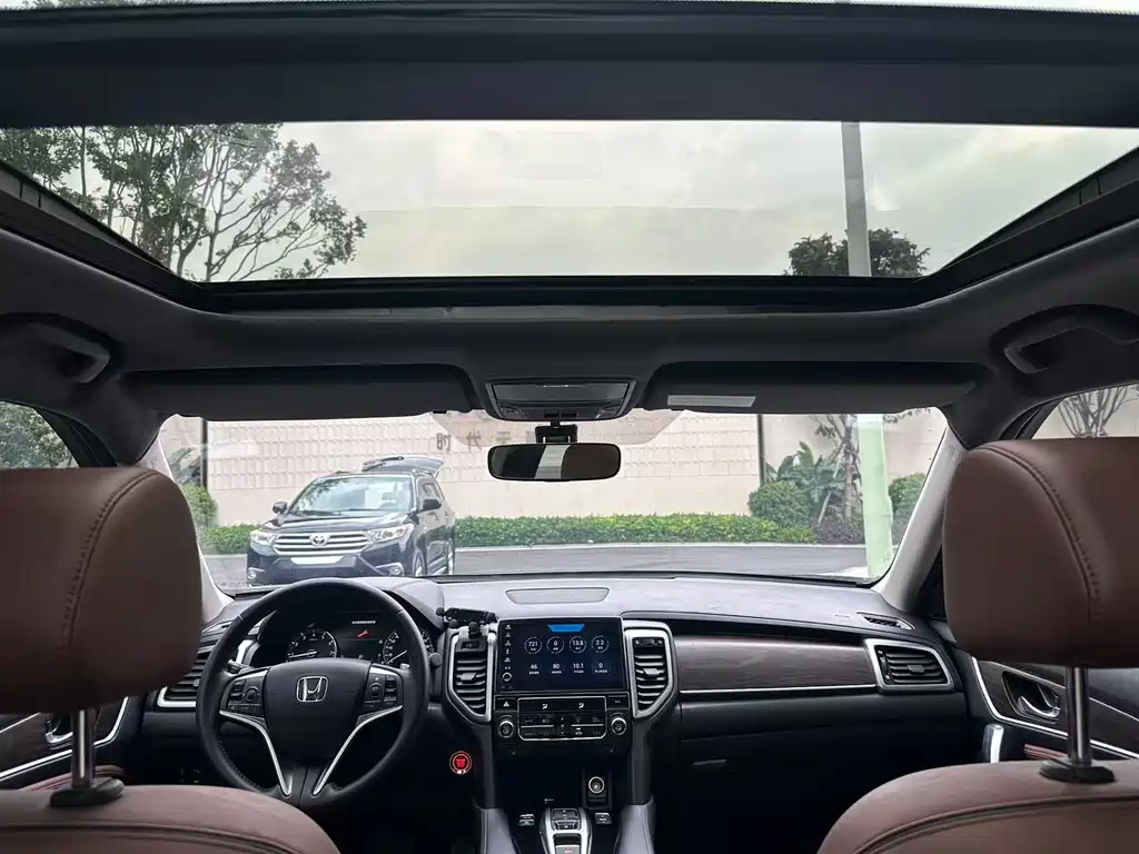 Honda UR-V 2019 — фото 11