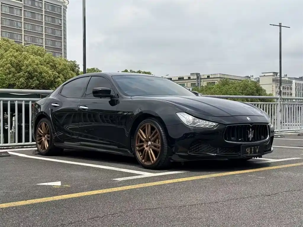 Maserati Ghibli 2015 — фото 1