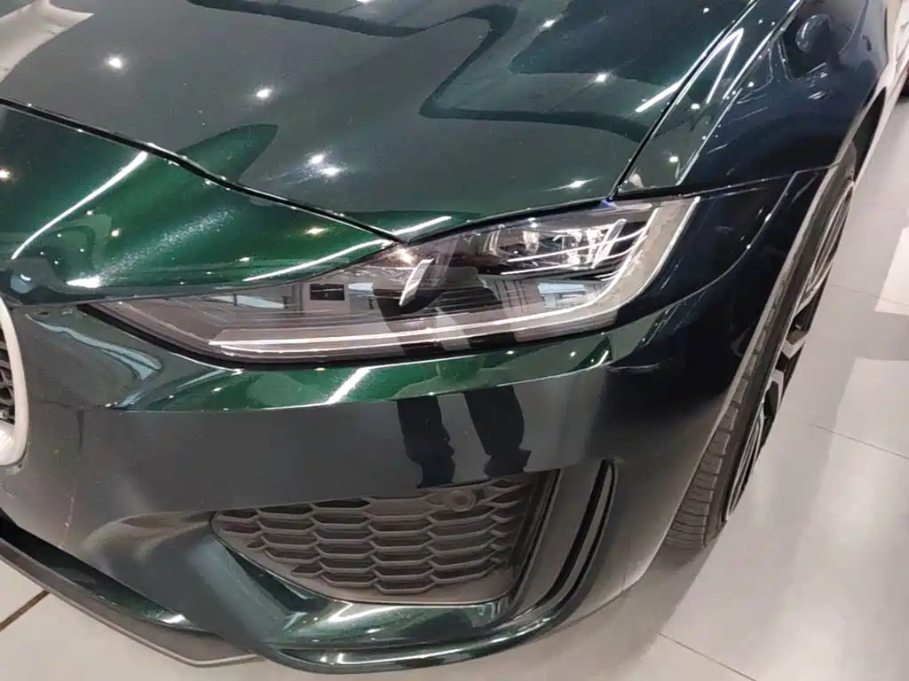 Jaguar XEL 2022 — фото 24