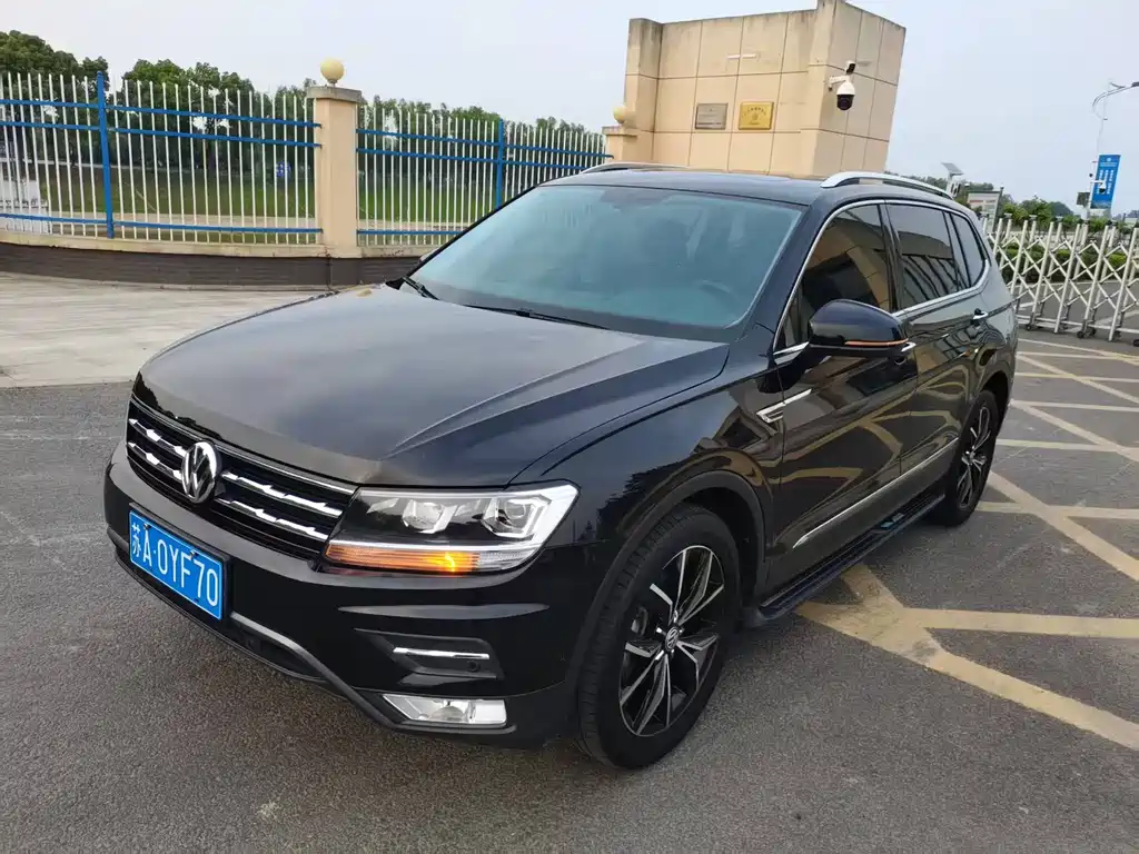 Volkswagen Tiguan L 2019 — фото 2
