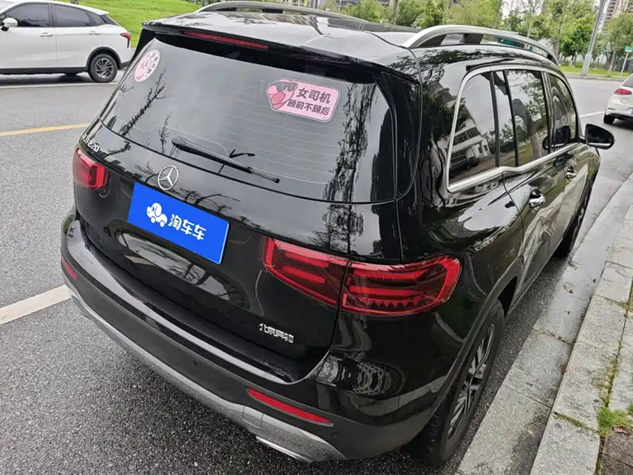 Mercedes-Benz GLB 2024