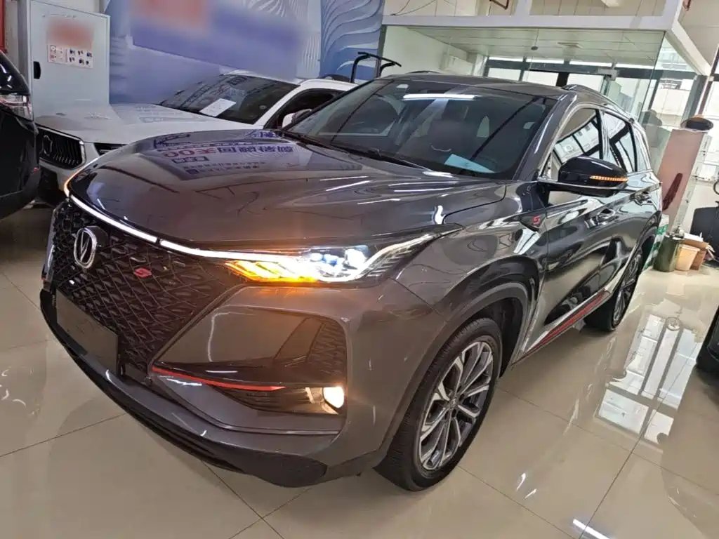 Changan CS75PLUS 2021 — фото 1