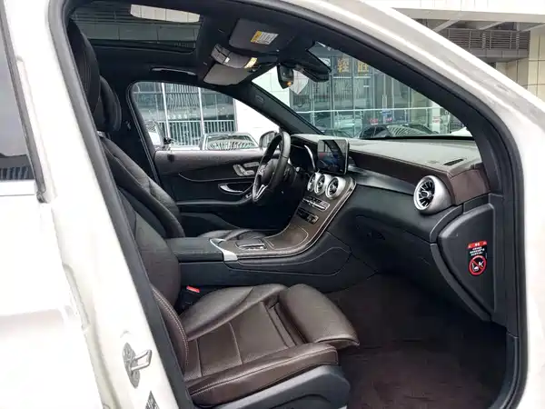 Mercedes-Benz GLC 2020