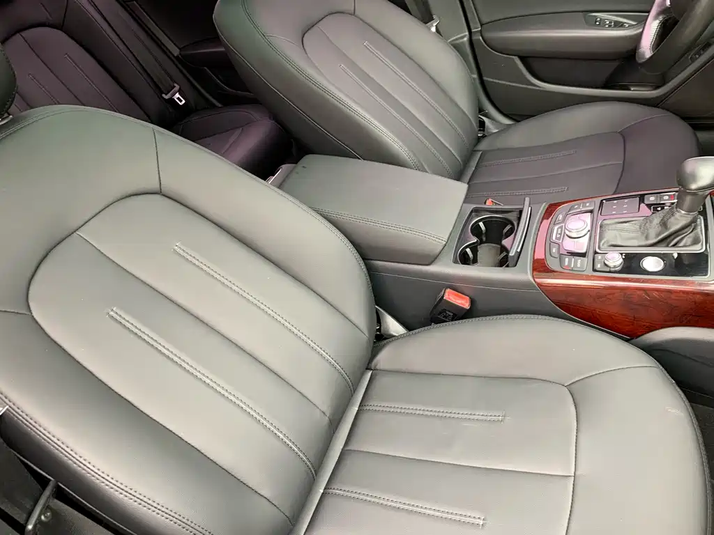 Audi A6L 2014 — фото 25