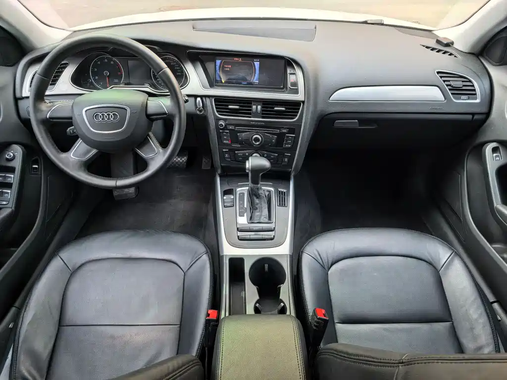 Audi A4L 2016 — фото 13