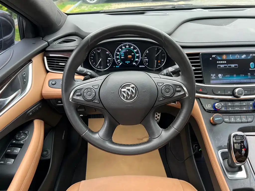 Buick LaCrosse 2017 — фото 14