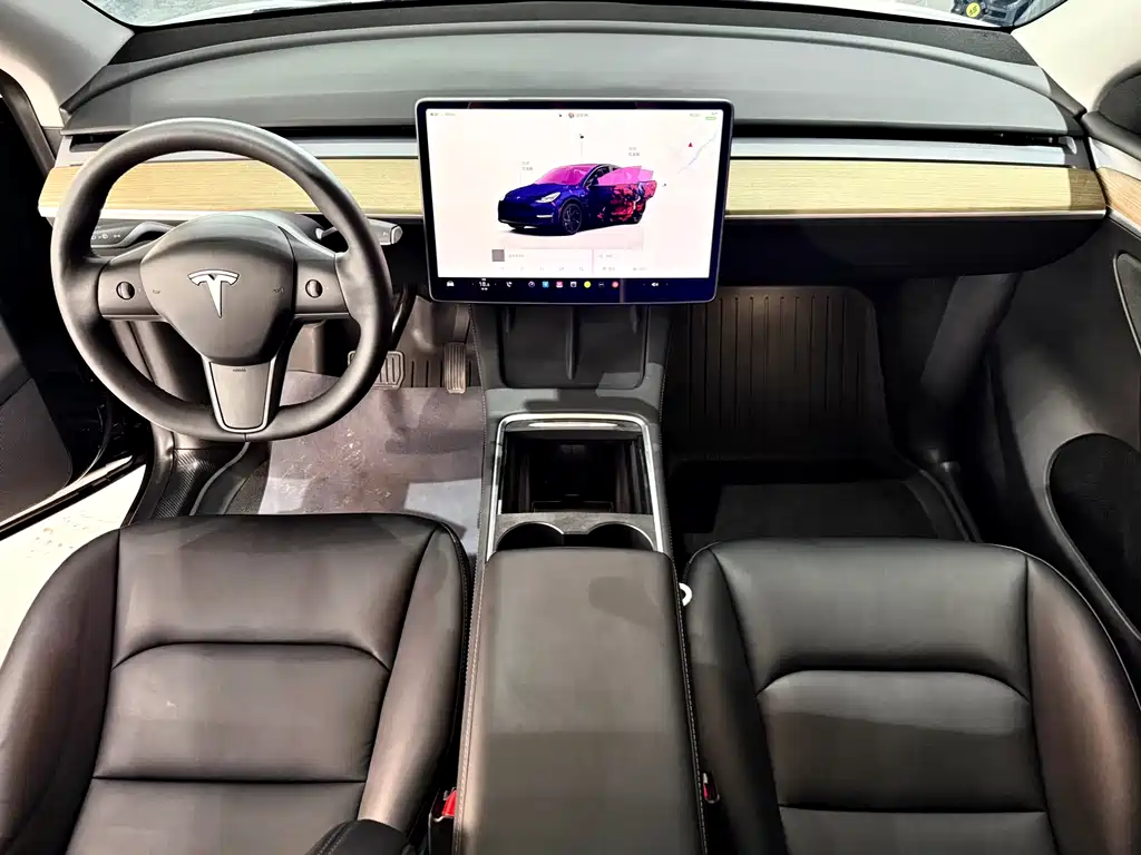 Tesla Model Y 2022 — фото 10