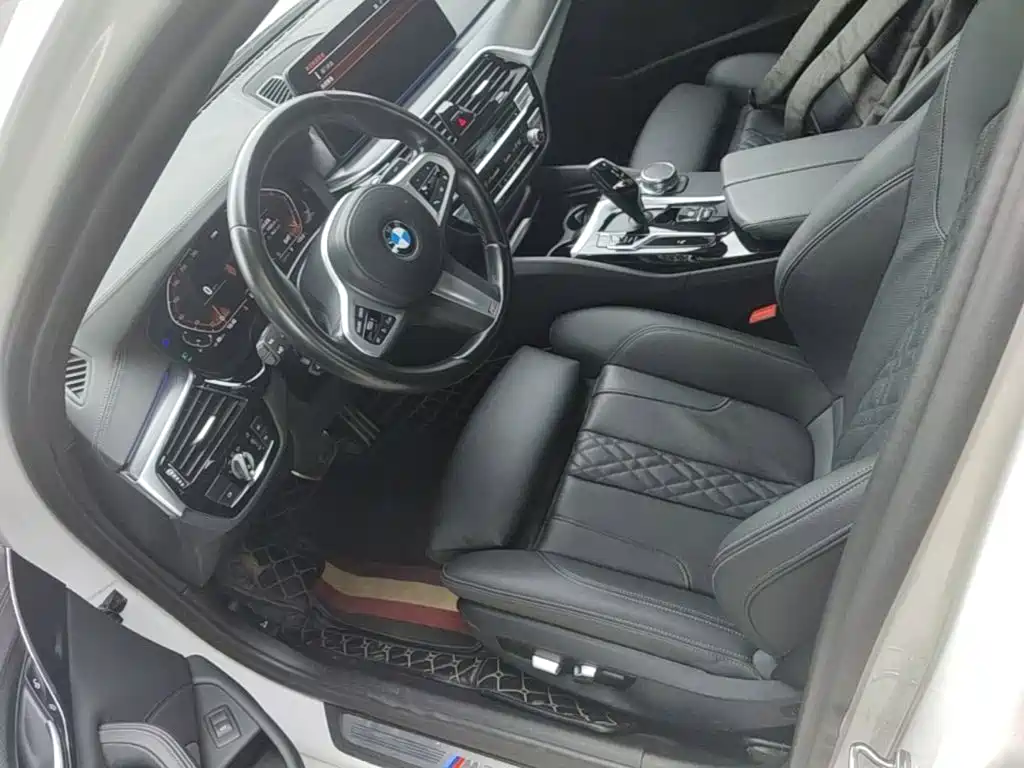 BMW 5 Series 2023 — фото 15