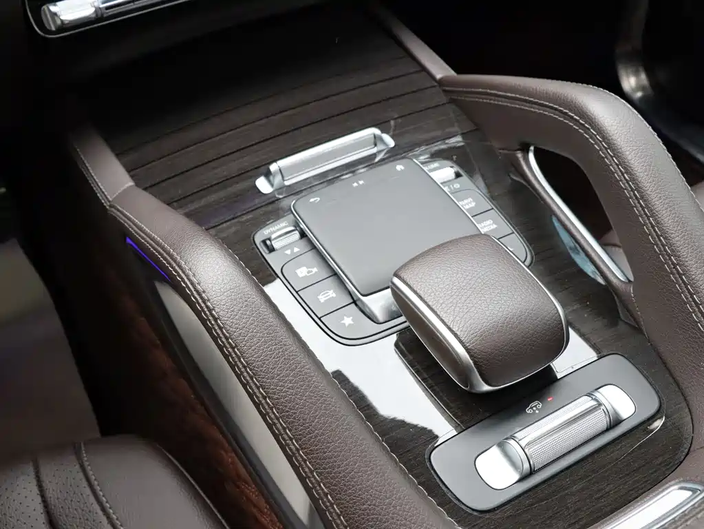 Mercedes-Benz GLE 2020 — фото 16