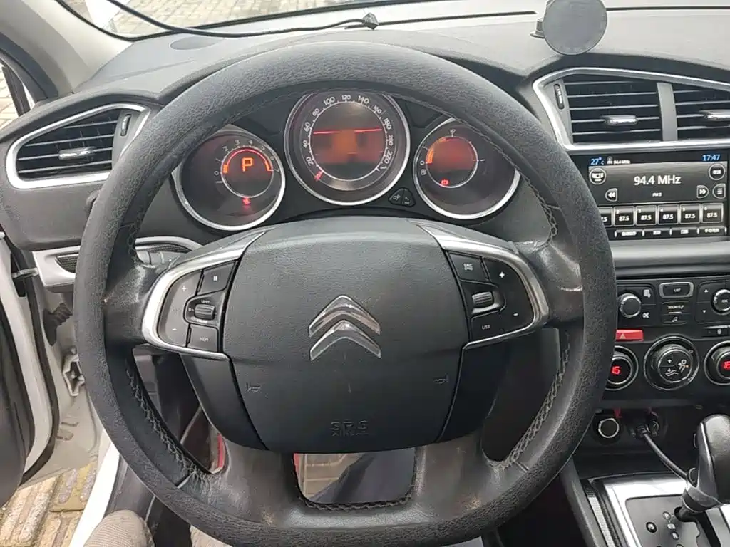 Citroën C4L 2014 — фото 11