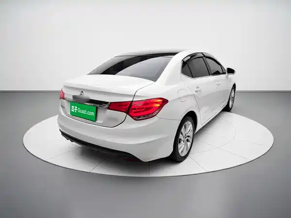 Citroën C4L 2014