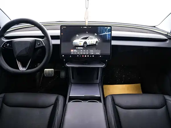 Tesla Model 3 2026