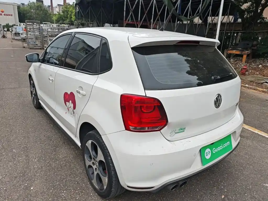 Volkswagen Polo 2015