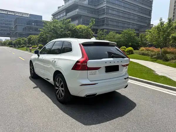 Volvo XC60 2021