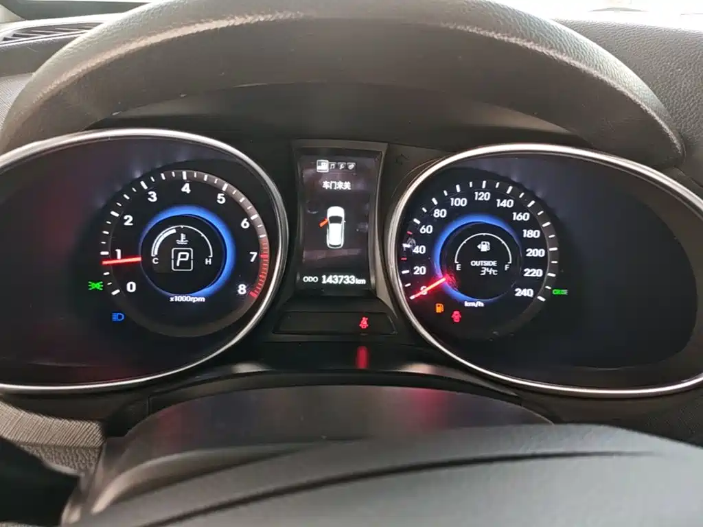 Hyundai Santa Fe 2015 — фото 12