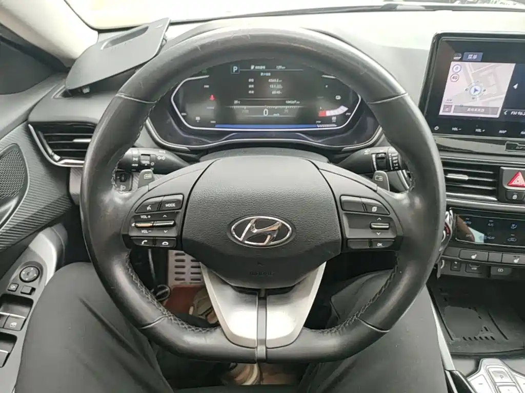 Hyundai Fista EV 2021 — фото 11