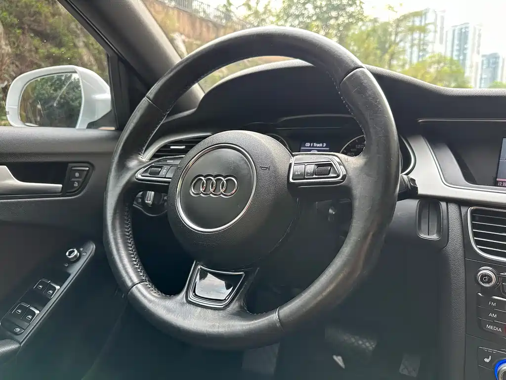 Audi A4L 2016 — фото 17