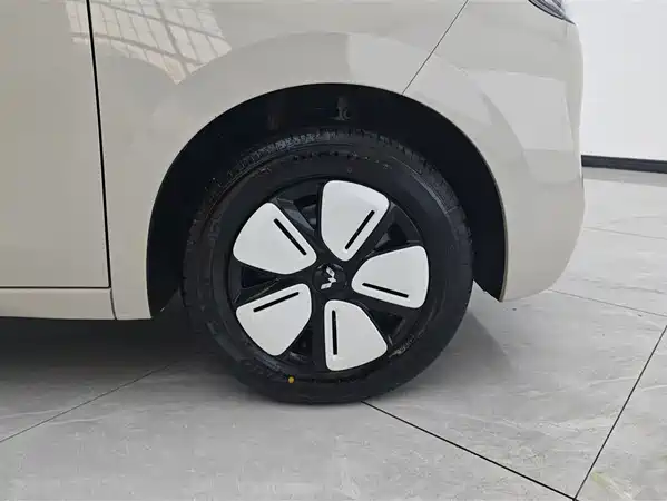 Wuling Hongguang MINIEV 2025