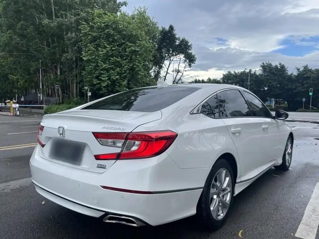Honda Accord 2021 — фото 12