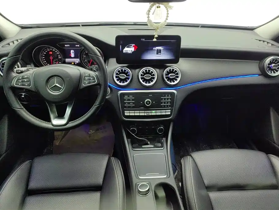 Mercedes-Benz GLA 2018 — фото 12