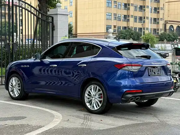 Maserati Levante 2022