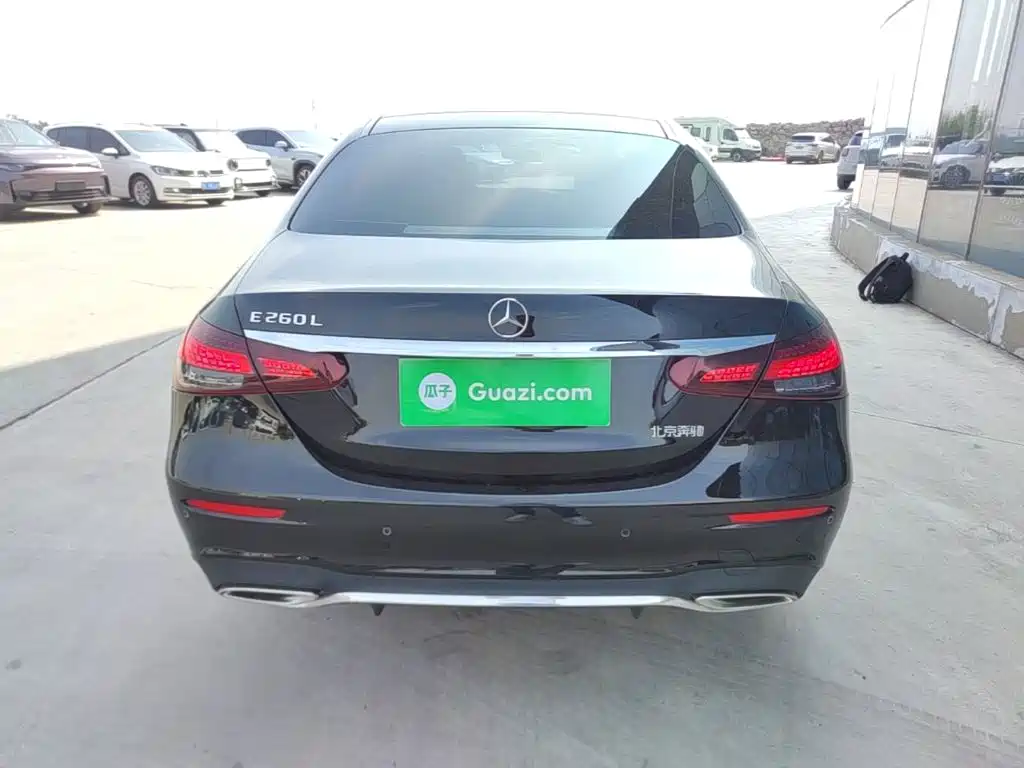 Mercedes-Benz E-Class 2023