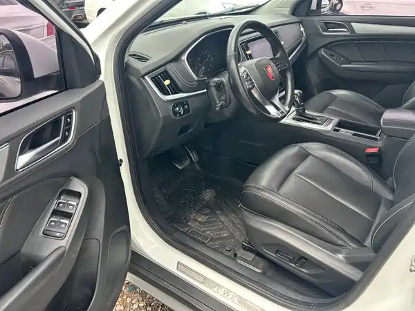 Roewe RX5 2017