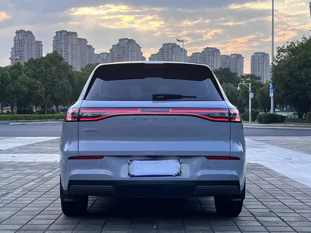 Geely Galaxy E5 2025 — фото 13