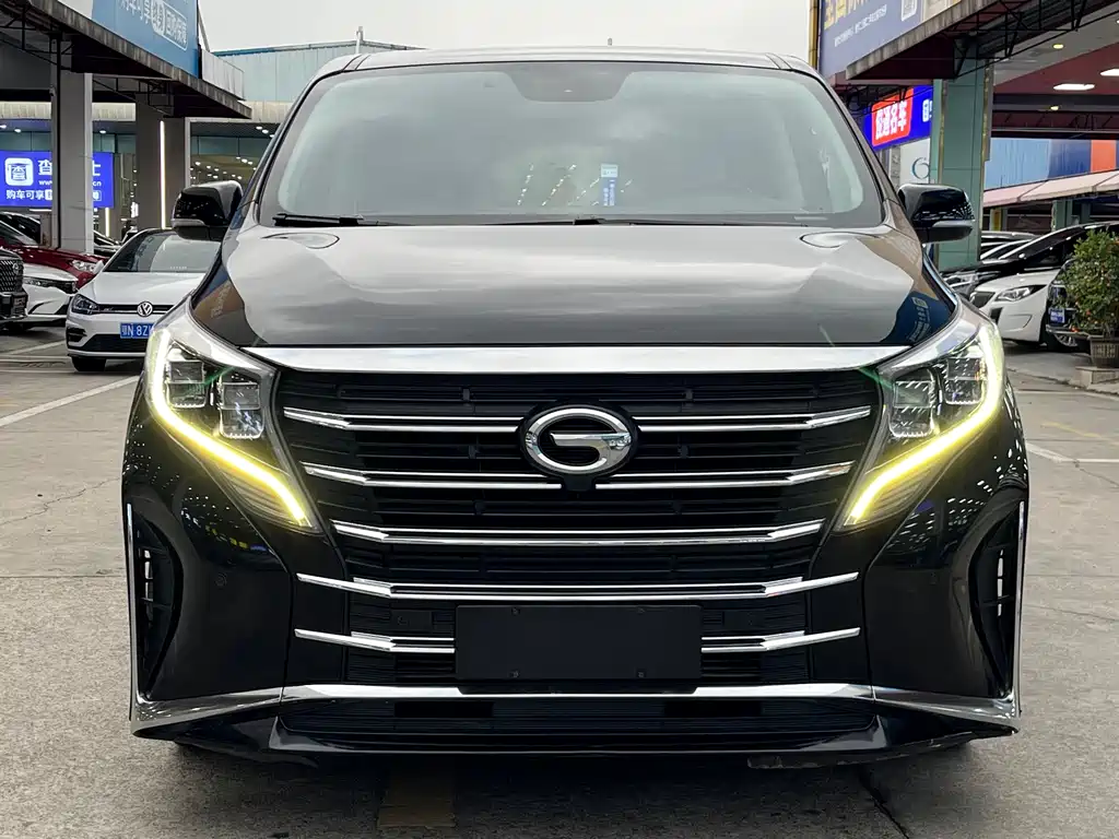 GAC Motor Trumpchi M8 2022 — фото 2