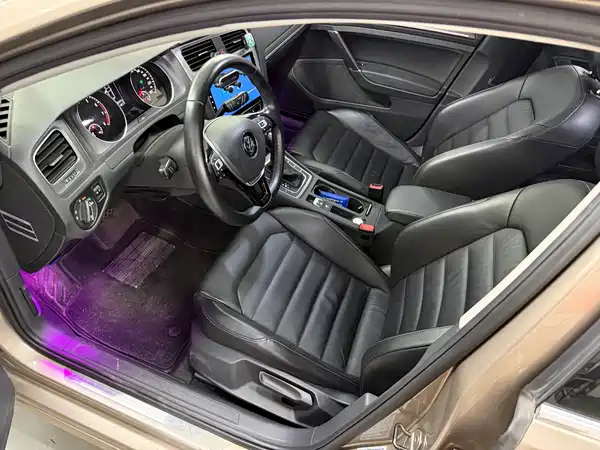 Volkswagen Golf 2014