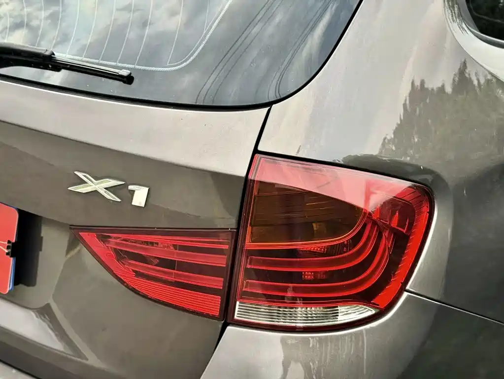 BMW X1 2015 — фото 13