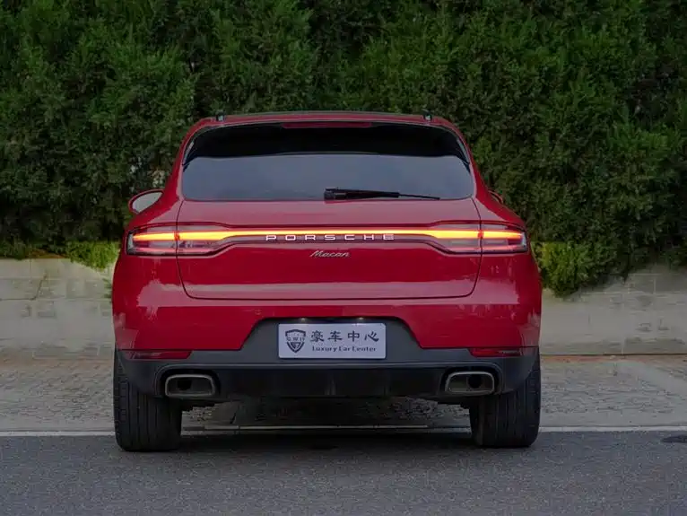 Porsche Macan 2021