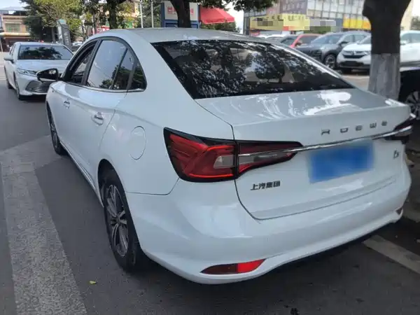 Roewe i5 2019