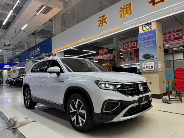 Volkswagen Tayron 2023