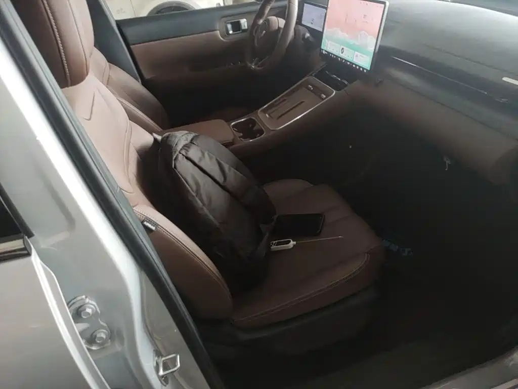 Wuling Starlight S 2025 — фото 25