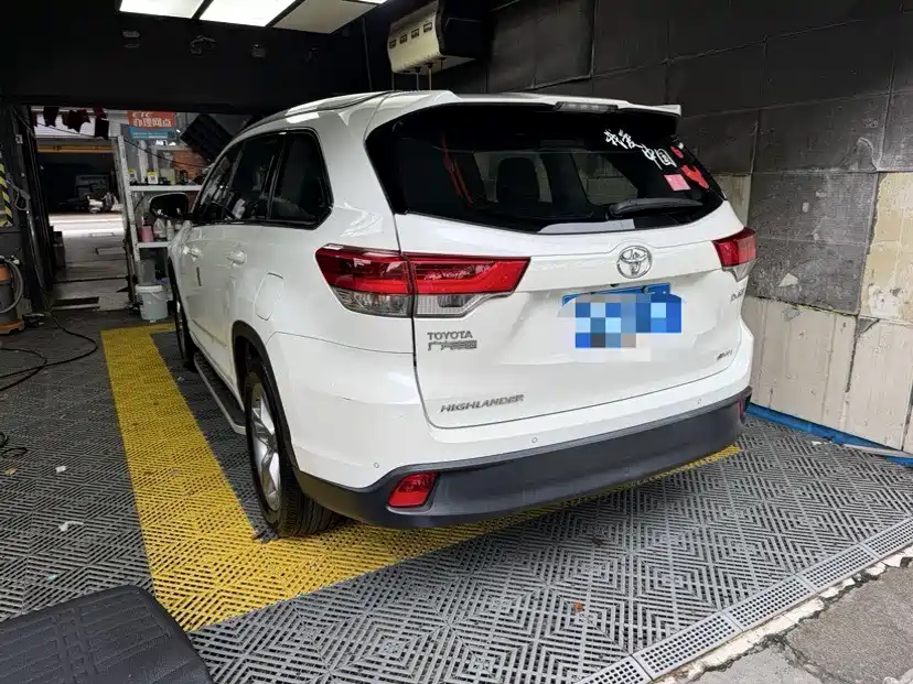 Toyota Highlander 2019