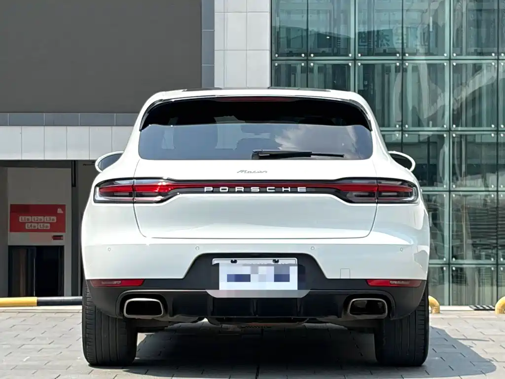 Porsche Macan 2020 — фото 11
