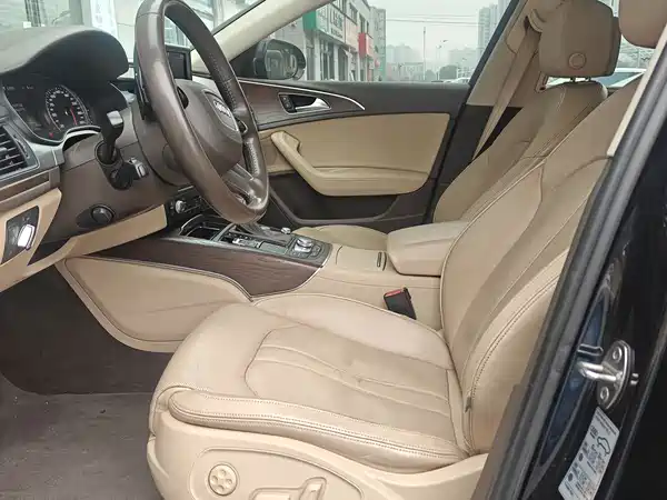 Audi A6L 2012