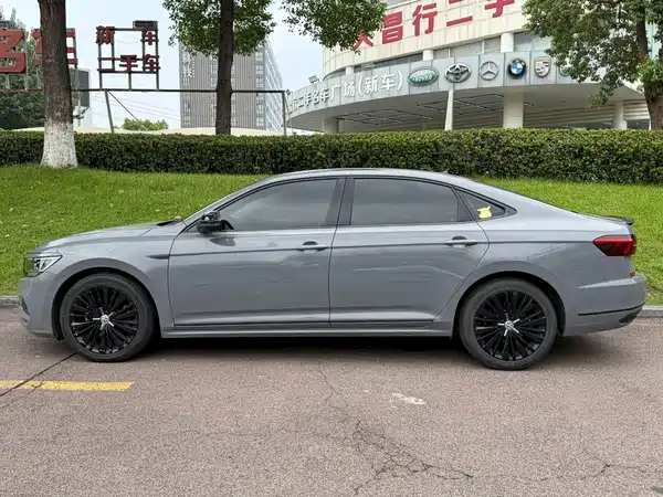 Volkswagen Passat 2019