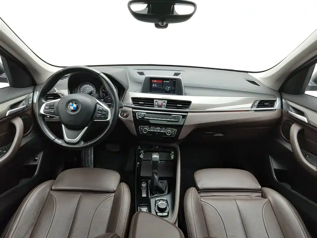 BMW X1 2018 — фото 5
