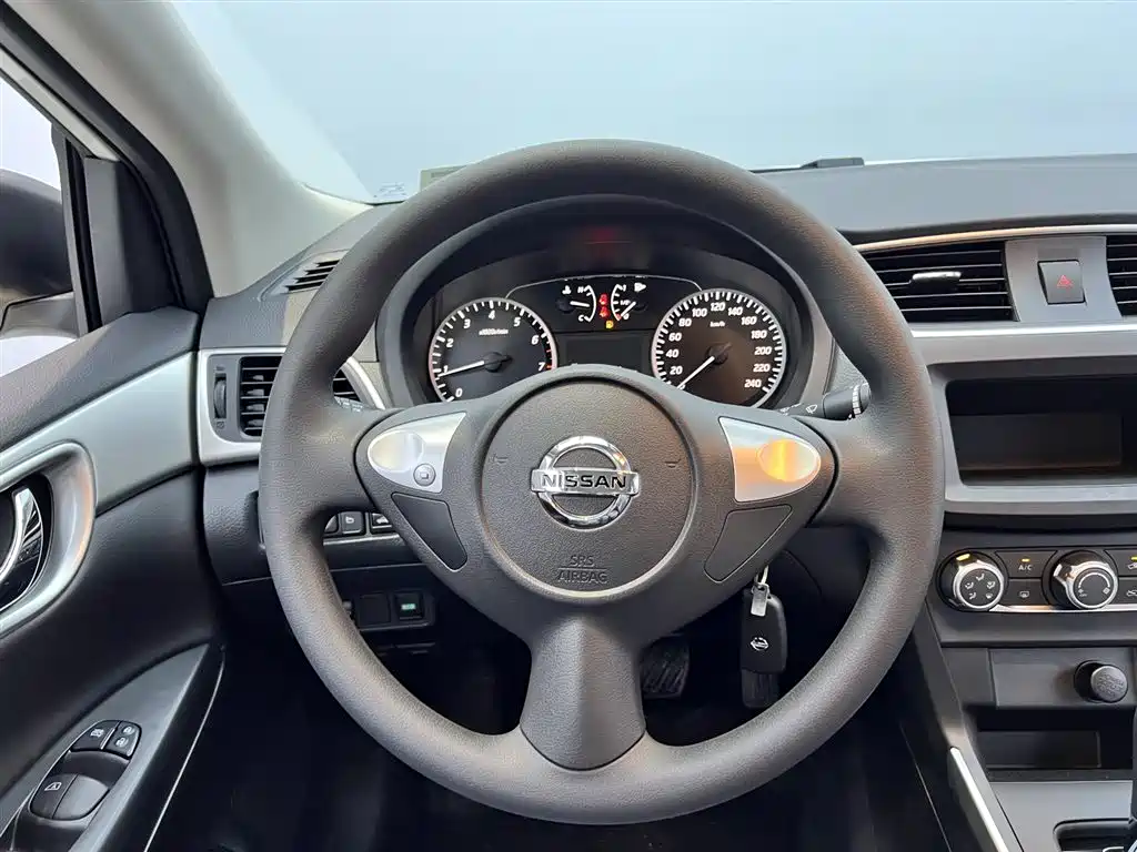 Nissan Sylphy 2024 — фото 10