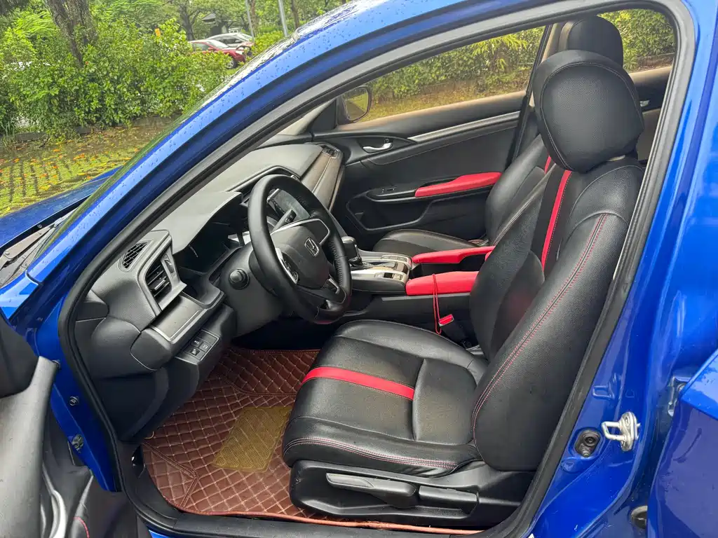 Honda Civic 2017 — фото 15